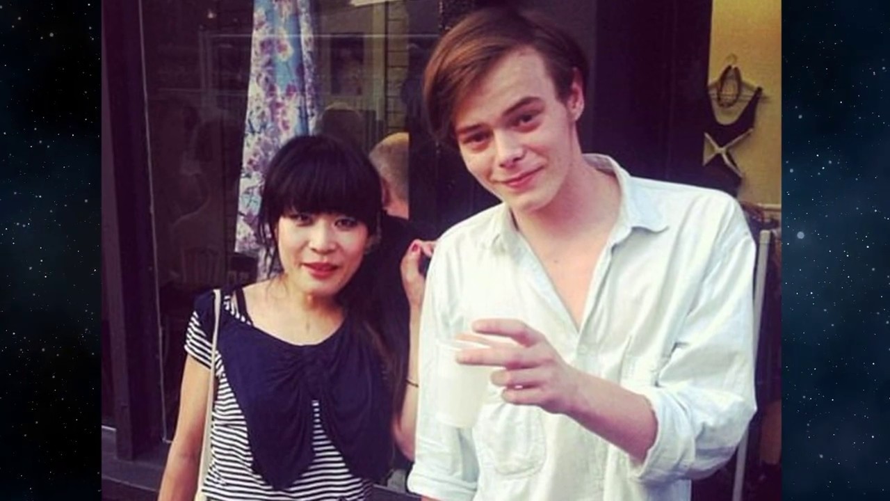 Charlie Heaton's Family: Girlfriend, Son, Sisters, Parents