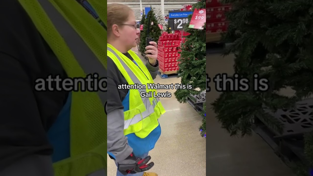 Walmart employee Gail Lewis' sign-off message goes viral #shorts #walmart