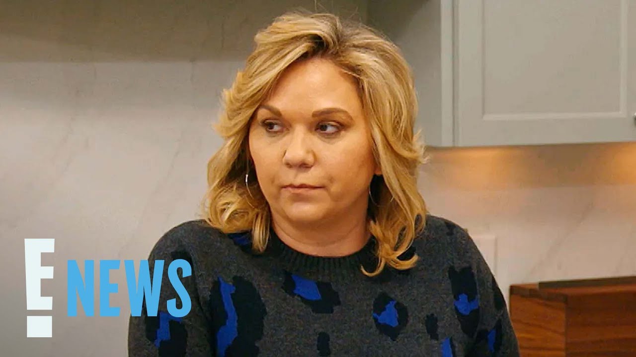 Julie Chrisley TEARFULLY Apologizes to Family Before Being Resentenced to 7 Years in Prison | E News