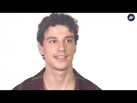 Adam DiMarco on "White Lotus" and his "Magicians" hookup