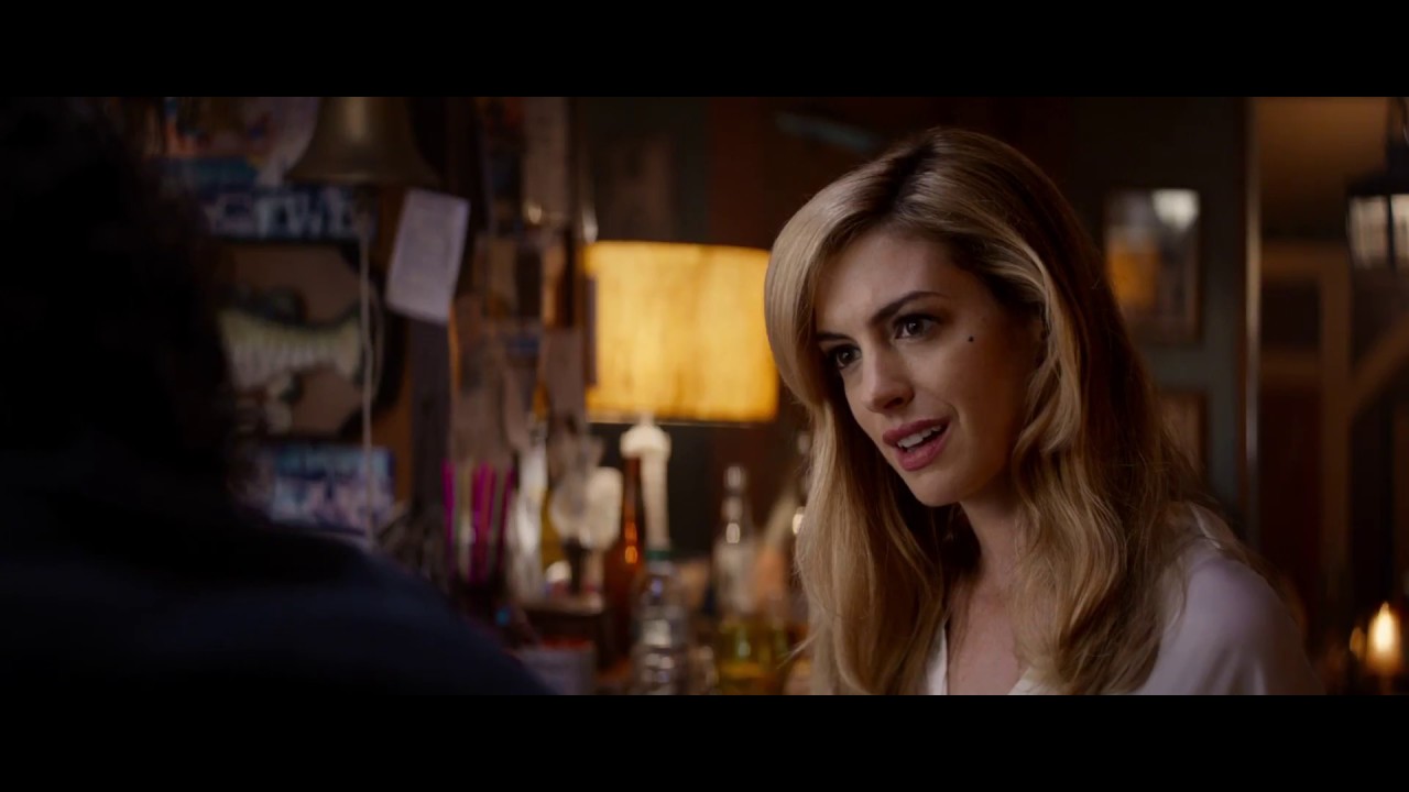 Anne Hathaway NAKED in latest Matthew McConaughey movie trailer 2019 Serenity