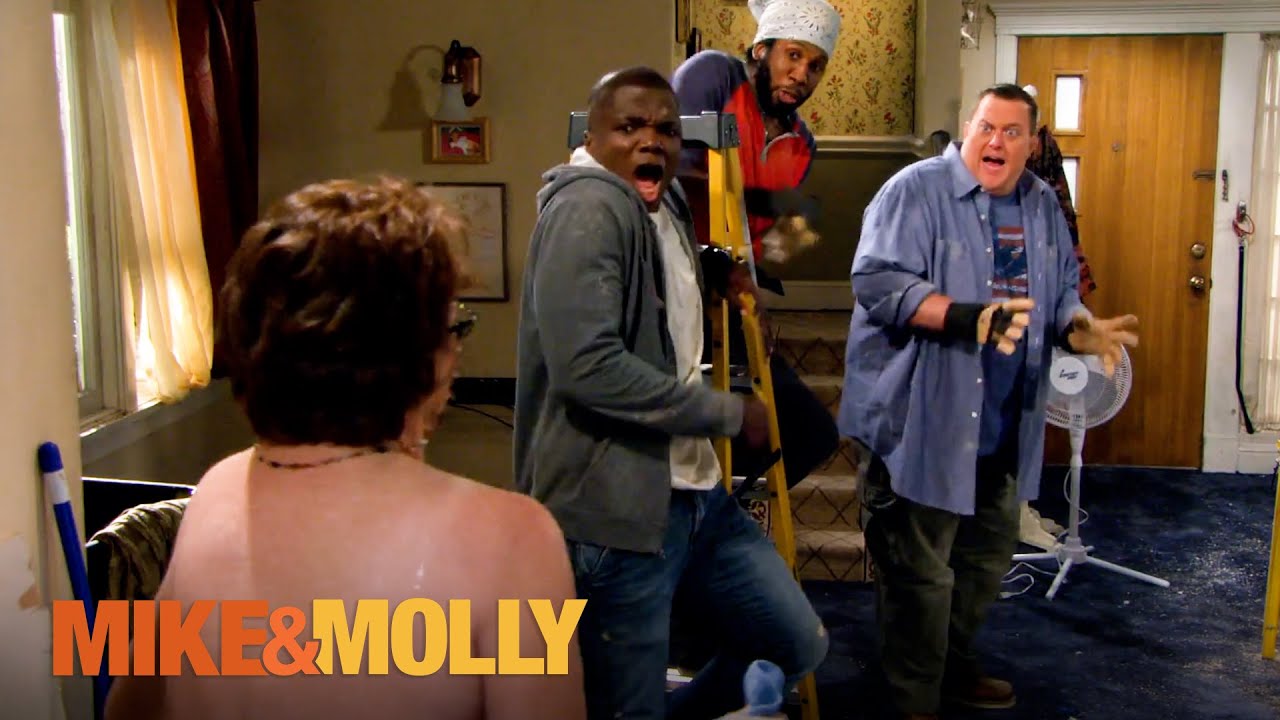 Peggy's Mental State Is Declining | Mike & Molly