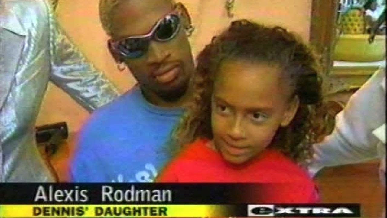 Dennis Rodman 25 years ago with 7 y/o daughter Alexis and Halle Berry on the BAPS movie set 1996