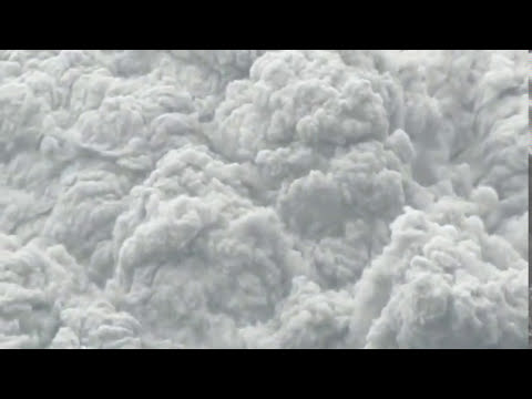 Nuées ardentes du volcan Sinabung, Indonésie, Juin 2015