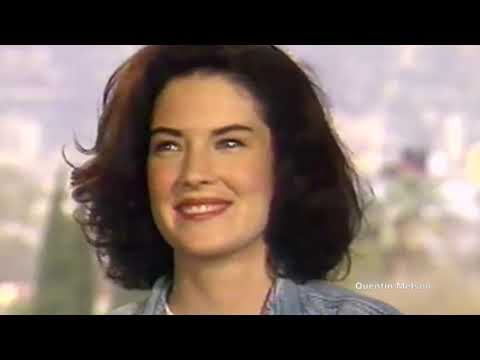 Lara Flynn Boyle Interview on "Threesome" (April 11, 1994)