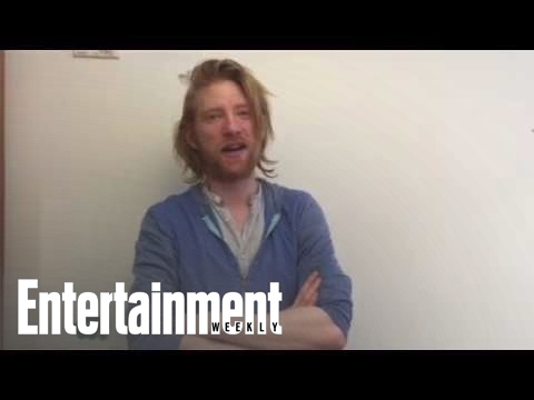 Domhnall Gleeson Teaches Us How To Pronounce 'Domhnall Gleeson' | Entertainment Weekly