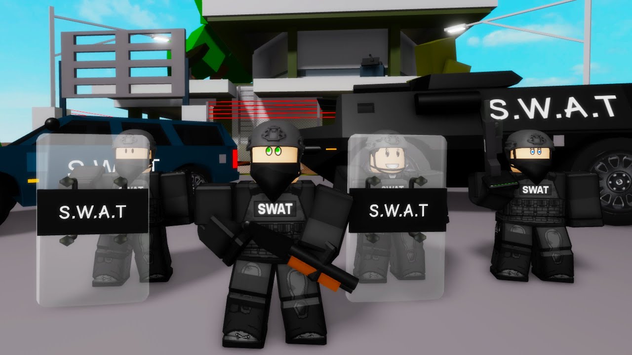 SWAT HOUSE RAID IN BROOKHAVEN RP! (Roblox)