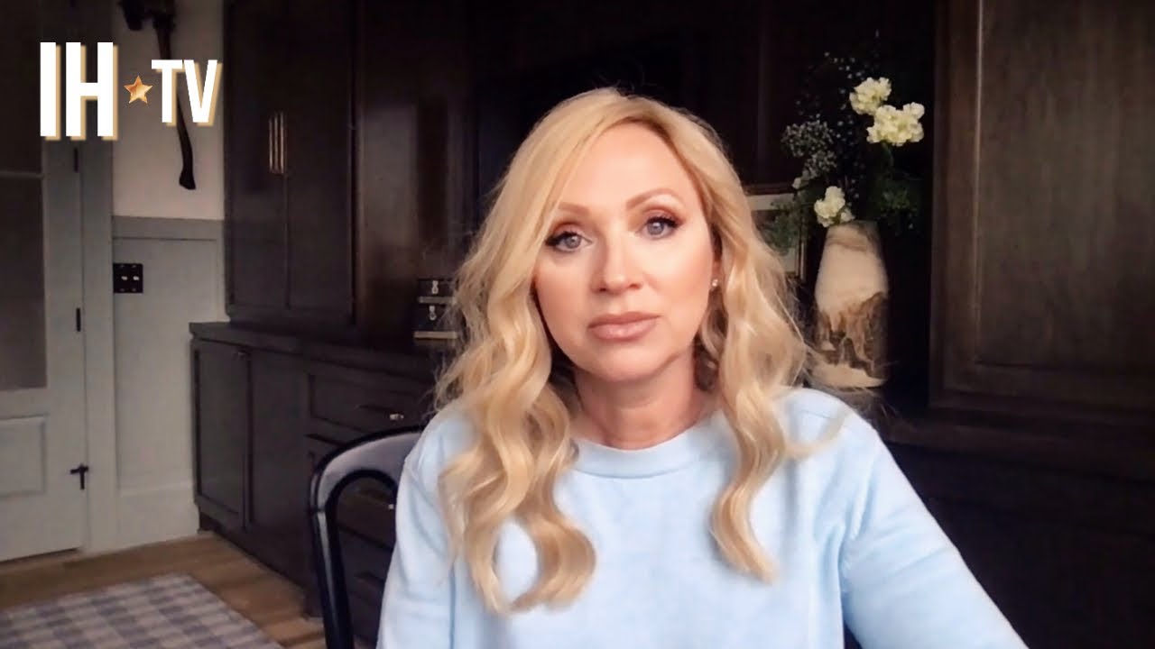 Disney Star Leigh-Allyn Baker Reacts To Will Smith Slapping Chris Rock & Why She Left Hollywood