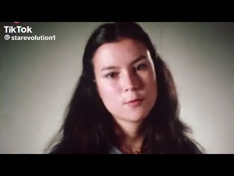 Jennifer tilly age evolution