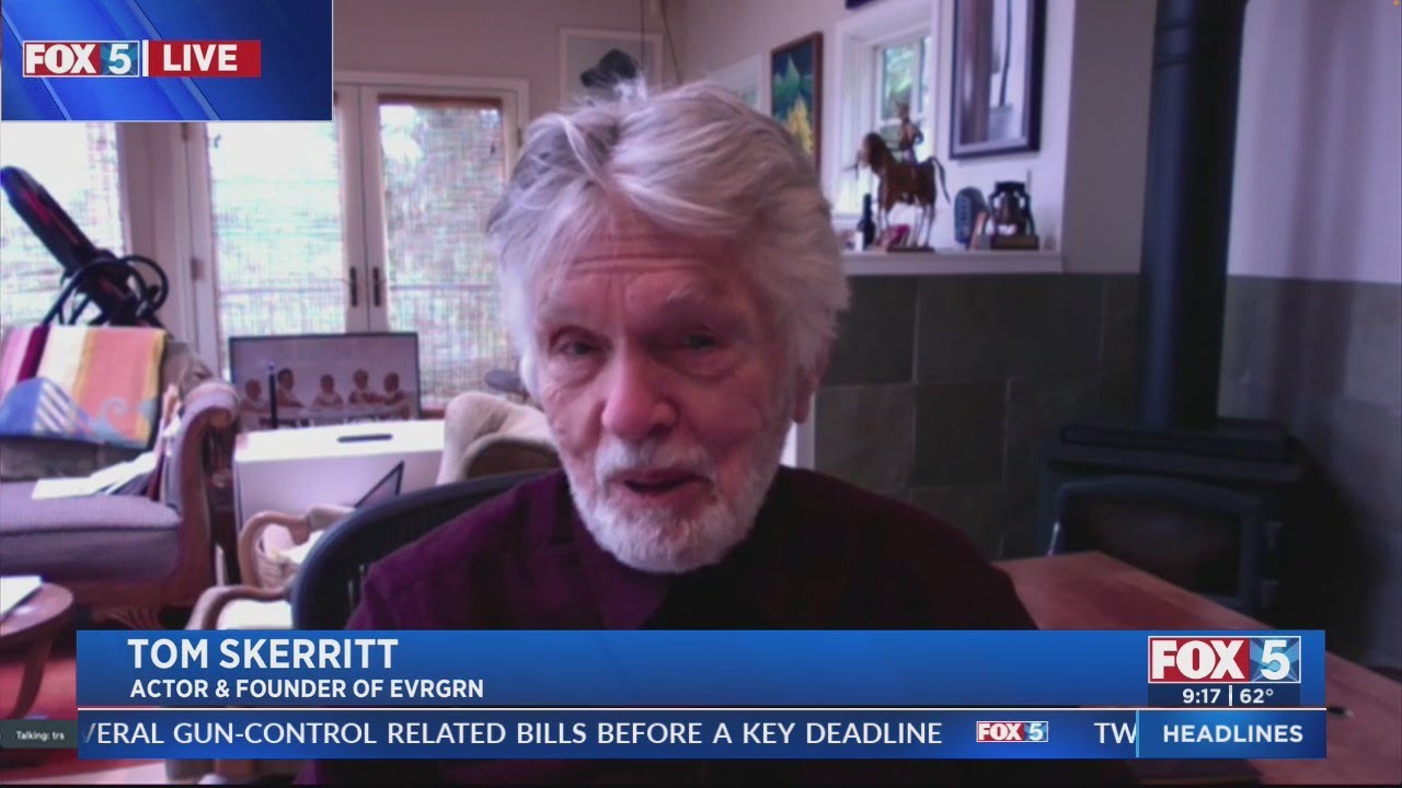 Tom Skerritt Talks 'Top Gun'