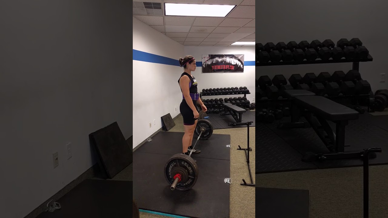 365# Deadlift - Elizabeth Carpenter