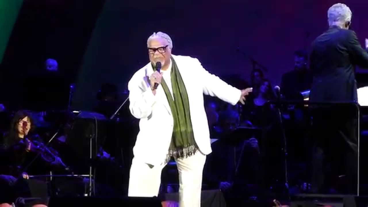 Oogie Boogie's Song by Ken Page (Nightmare Before Christmas Live @ The Hollywood Bowl 10-31-2015)