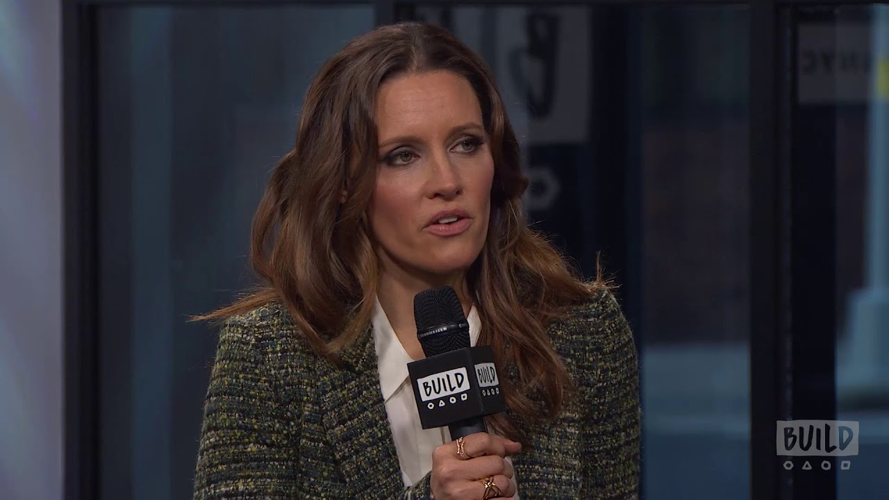 KaDee Strickland's Crazy Psychic Reading