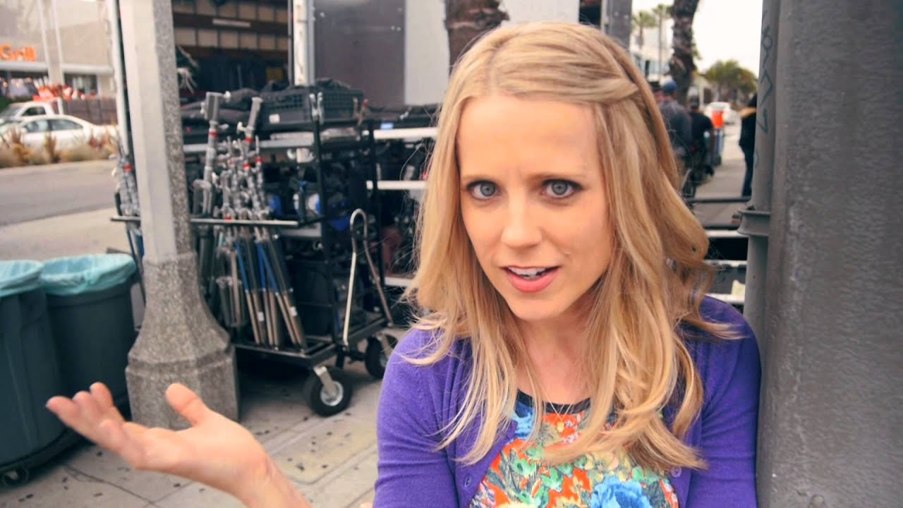 Always Sunny BTS with Allison Munn