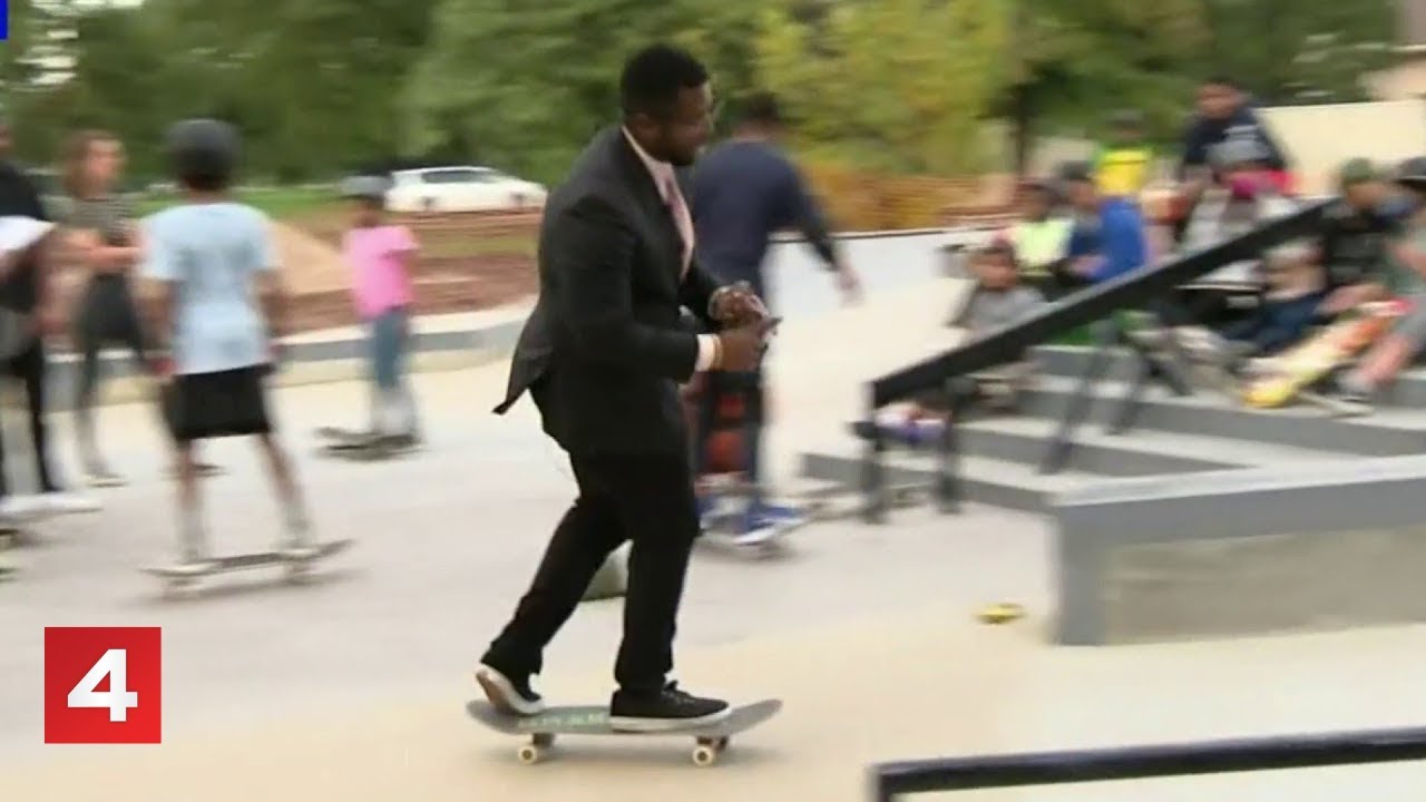Reporter Victor Williams’ live skateboarding standup goes viral