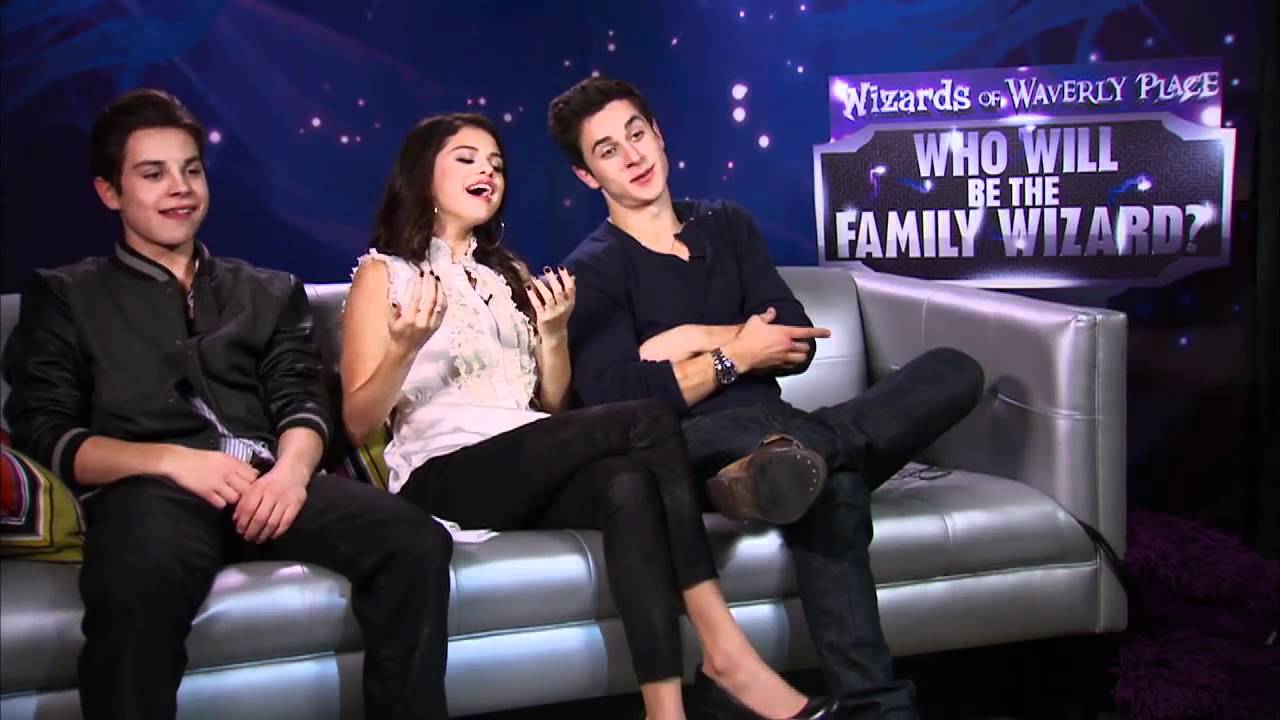Selena Gomez and Cast Talk Wizards of Waverly Place Final Episode