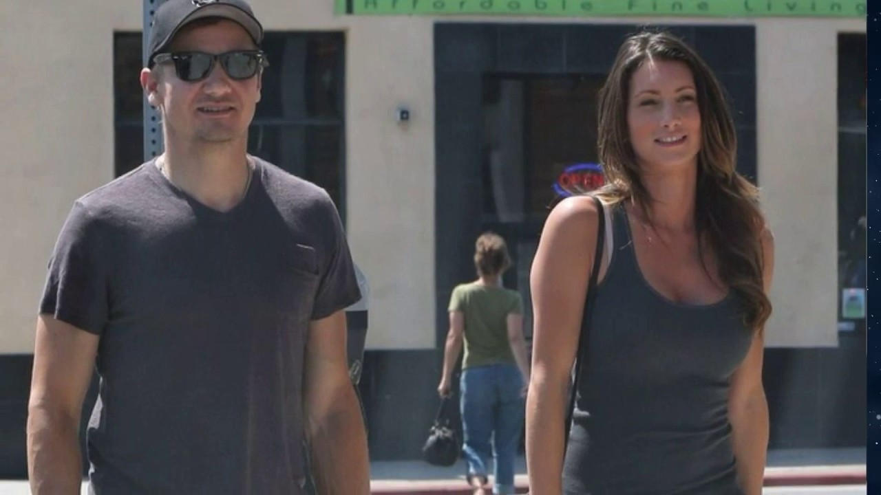 Jeremy Renner Family: Wife, Kids, Siblings, Parents