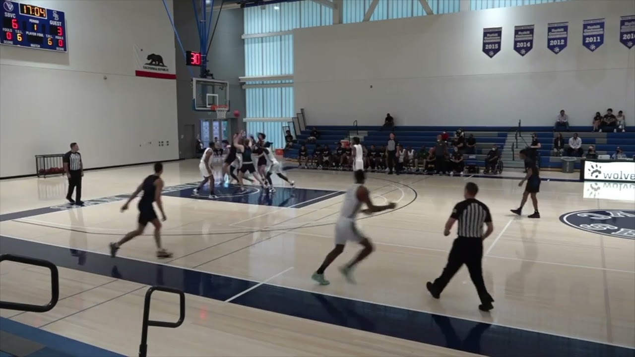 2022 7'1 C Bryan Penn Johnson - East LA