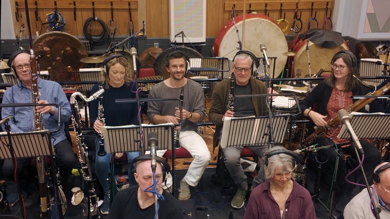 Jurassic World Rebirth | Jonathan Bailey Joins the Orchestra