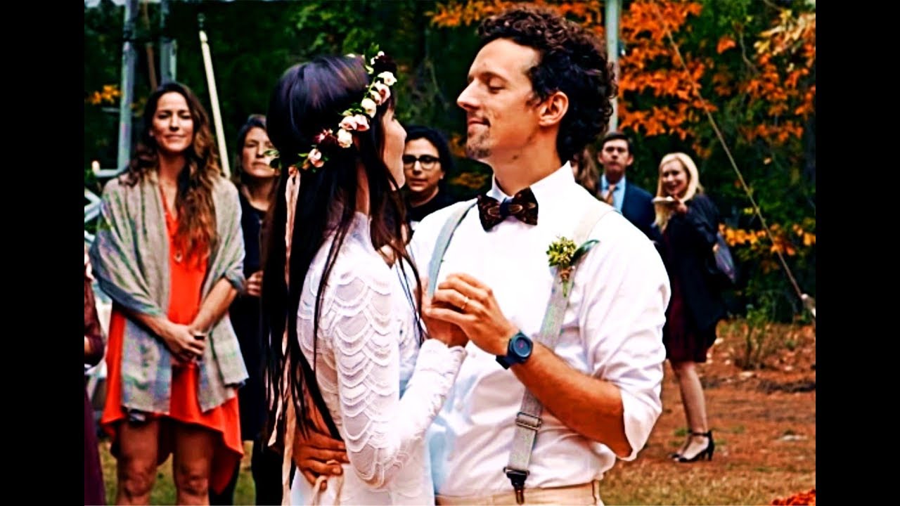 Jason Mraz and his wife Christina Carano