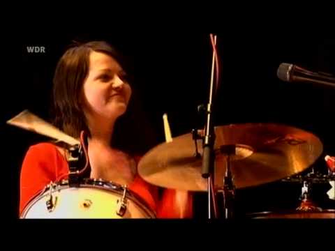 The White Stripes - Blue Orchid (Live)
