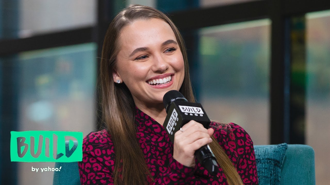 Madison Iseman Chats About "Jumanji: The Next Level," The Highly-Anticipated Action-Comedy